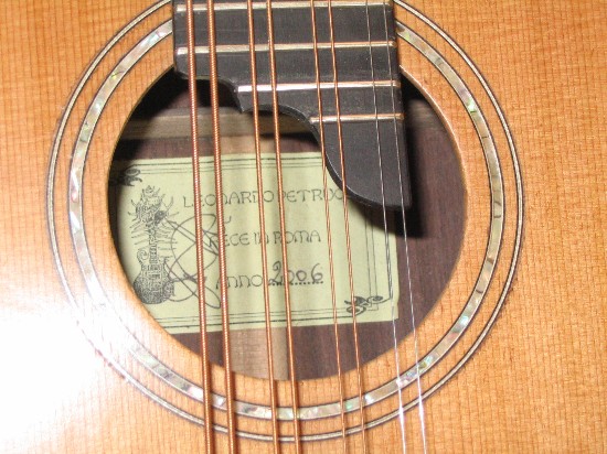 Octave mandolin